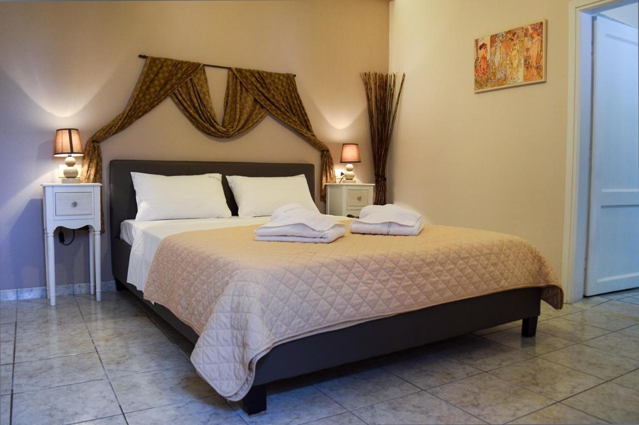 Val Di Compare Apartments Vathy  Bagian luar foto