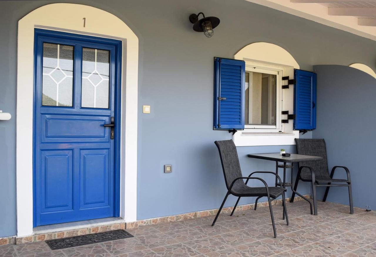 Val Di Compare Apartments Vathy  Bagian luar foto