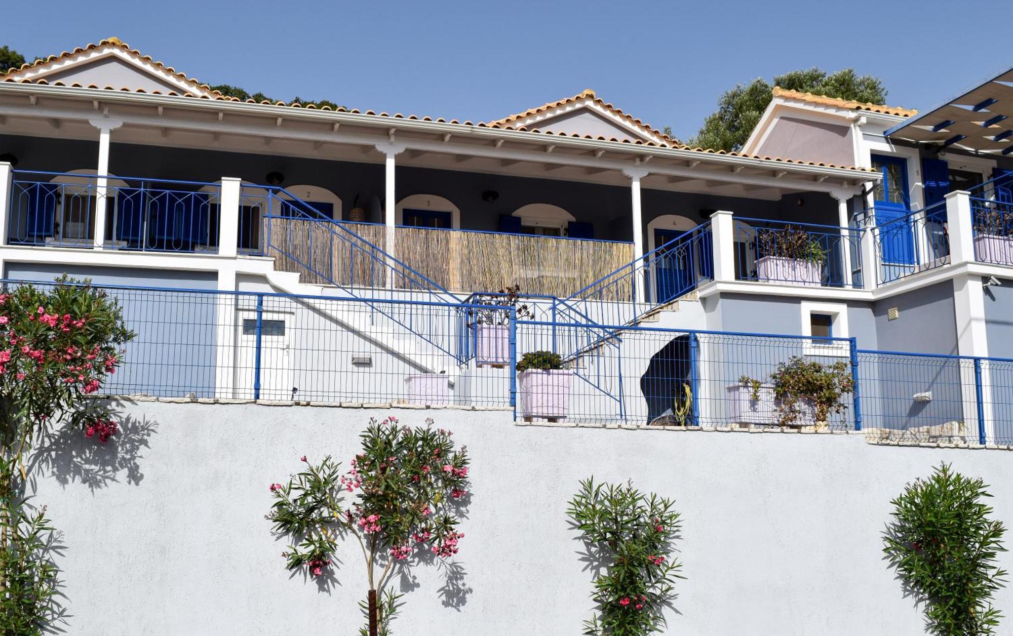 Val Di Compare Apartments Vathy  Bagian luar foto